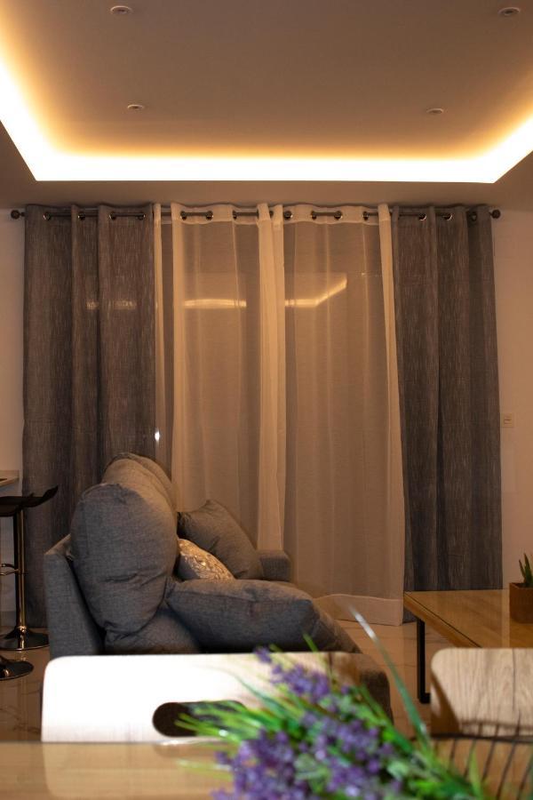 Deluxe Apartament ألكالا لا ريال المظهر الخارجي الصورة