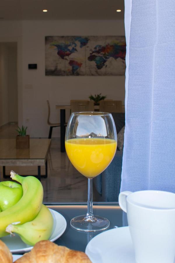 Deluxe Apartament ألكالا لا ريال المظهر الخارجي الصورة